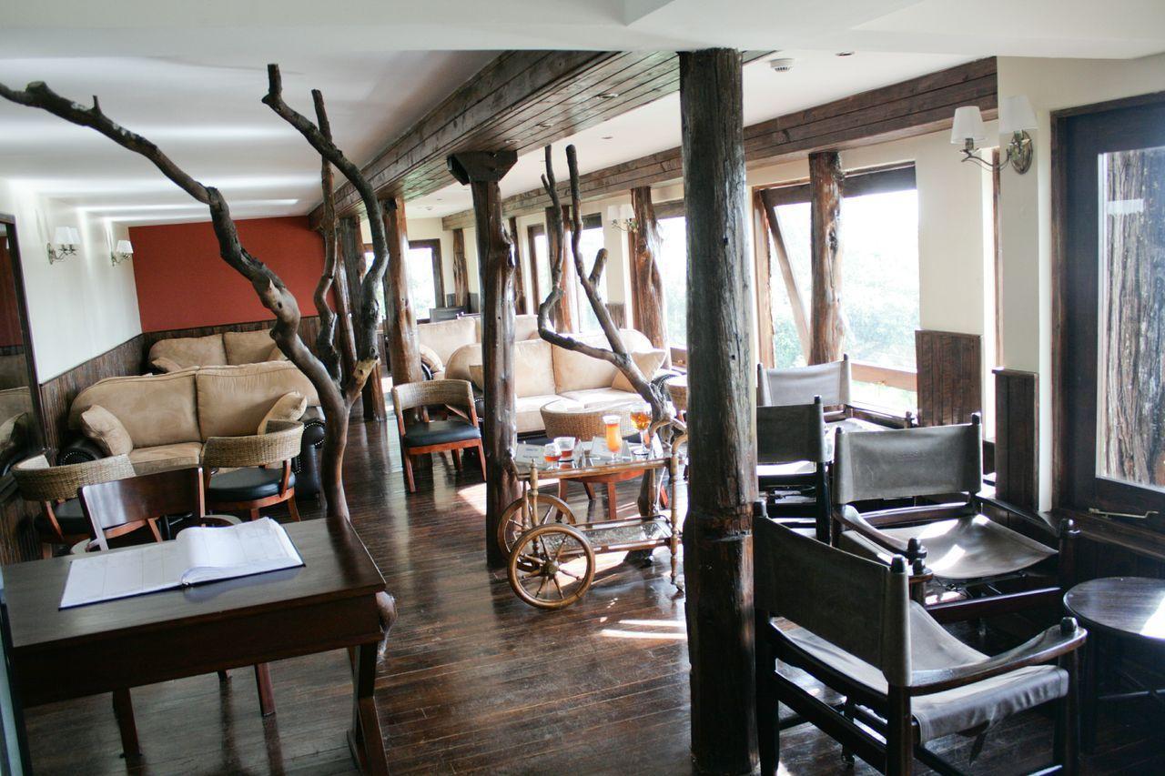 Treetops Mweiga ภายนอก รูปภาพ