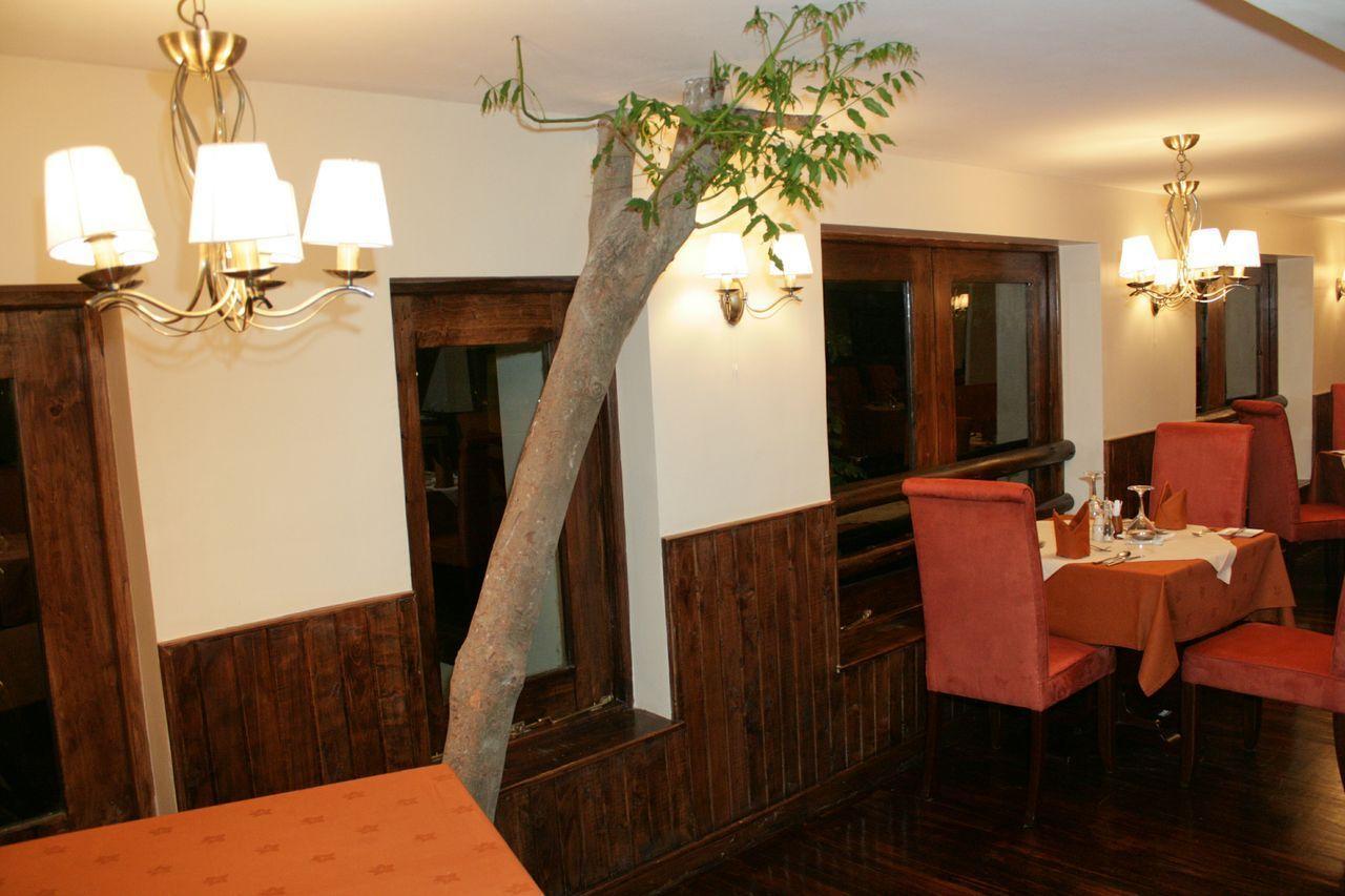 Treetops Mweiga ภายนอก รูปภาพ