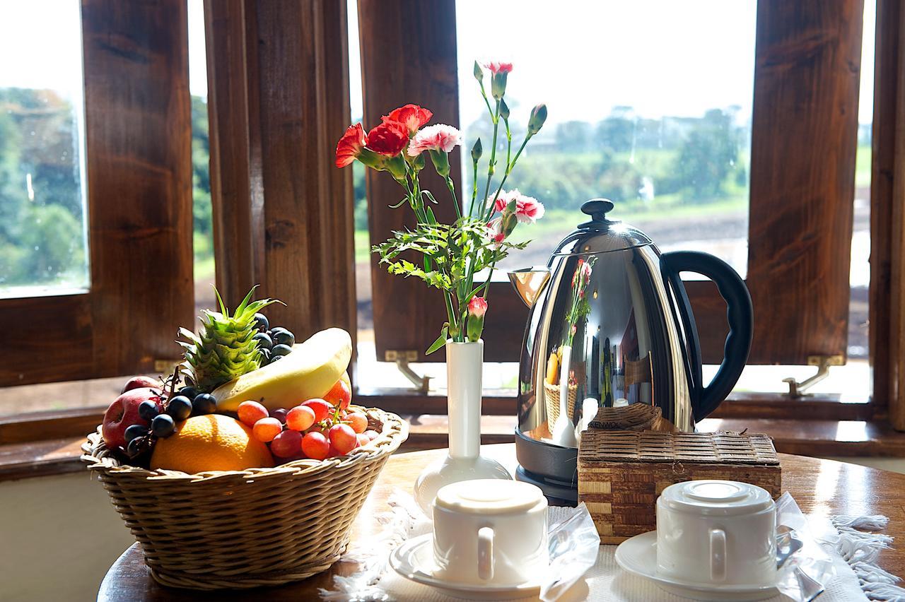 Treetops Mweiga ภายนอก รูปภาพ