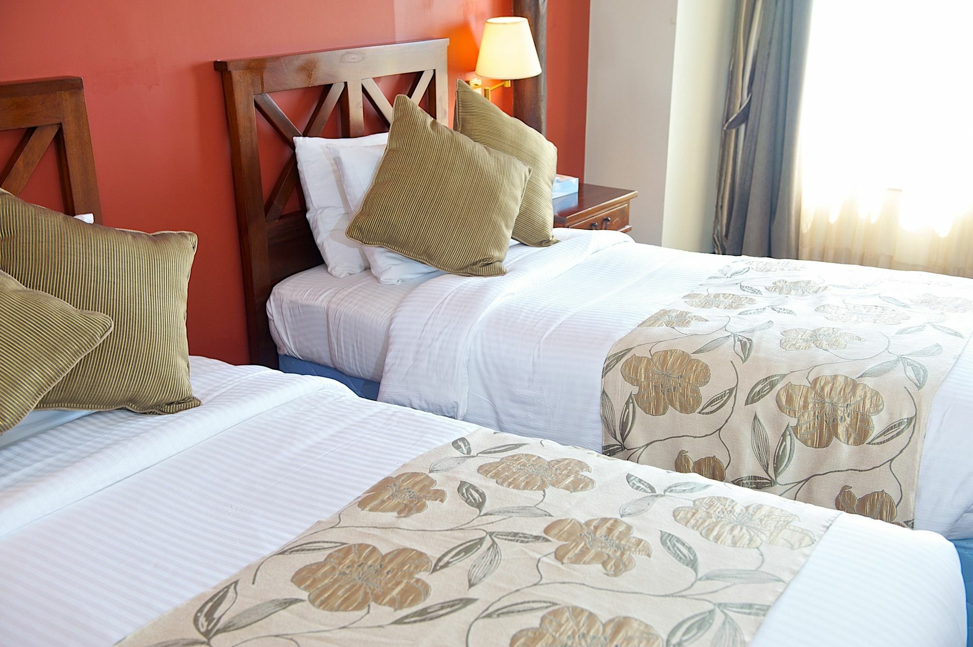 Treetops Mweiga ภายนอก รูปภาพ